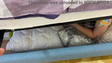 A tini csávó kihasználta az alkalmat és berakta a mostoha anyuja hamvas nunájába Thumb