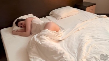 Belebújtam a szexi nevelő muterom bugyikájába majd belespricceltem a kis fini muffjába Thumb