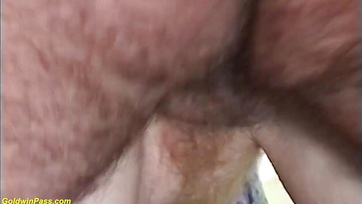Keményen megbaszarintotta a 83 esztendős bevadult nagyikát a fiatal fiúcska Thumb