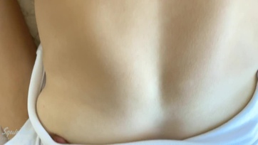 A kiéhezett mostoha húgomnak a lyukas farmerében helyeztem be a falloszomat Thumb