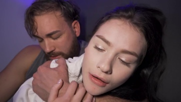 Olyan rendesen meghágta a 18 éves tini kanca nuniját hogy fröcskölt mint a fontana Thumb