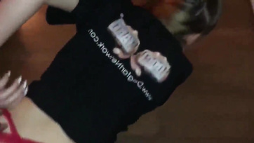 Először tangabugyiban majd anélkül is jól megkúrták a fehér spinét Thumb