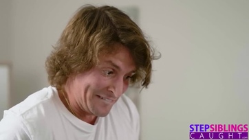 A züllött mostohanővérem elismerte hogy már régtől fogva arról képzeleg hogy majd őrülten megdugom Thumb